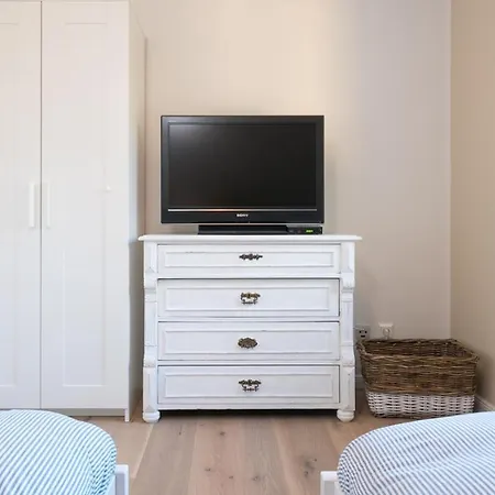 Reetdachhaus Strandkoje Reetdachhaus Strandkoje *